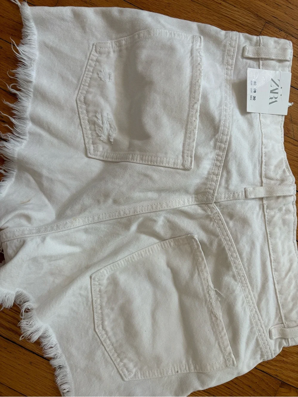 Zara White Distressed Frayed Hem Denim Shorts
